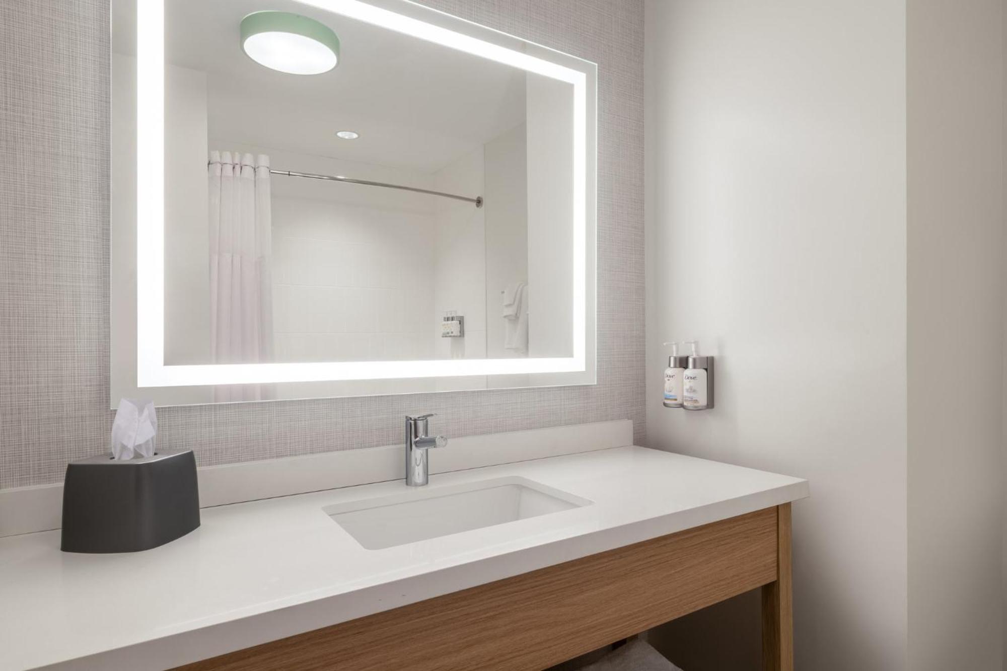 Garner By Ihg Phoenix - 2*