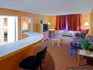 Garner By Ihg Phoenix - 2*